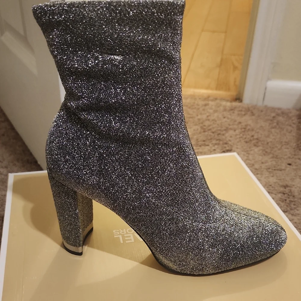 MICHAEL Michael Kors Sparkling Silver Heeled Boots - Picture 1 of 4